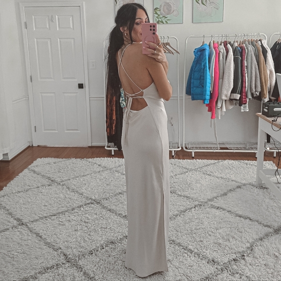 Meshki Champagne Satin Lace Up Back Maxi Dress Size S - Picture 2 of 12